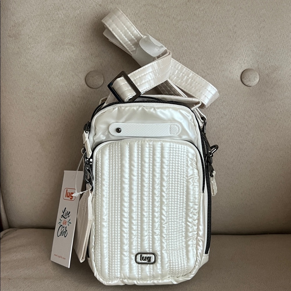 Lug Metallic Diamond White Quilted Crossbody Bag